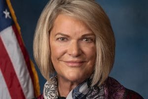 Pro-Bitcoin Senator Cynthia Lummis Leads Push for Stablecoin Regulation: A Look at the Bill and Its Impact